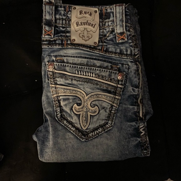 🔥ROCK REVIVAL JEANS